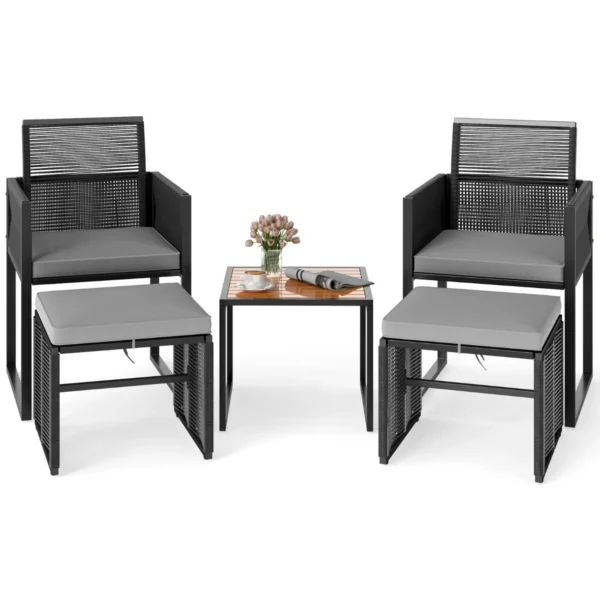 5-Delige Terrasmeubelset Rieten Tuinmeubelen PE Met 2 Stoelen 2 Poefs En 1 Salontafel In Acaciahout Zachte Kussens